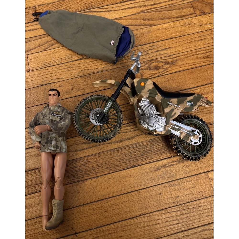 LANARD ULTRA CORPS DESERT SCOUT MOTORCYCLE No SOUND Army Guy, Sleeping Bag‎